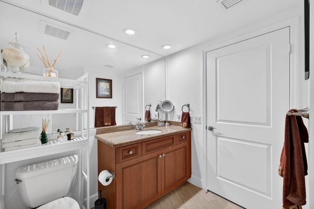 347 N NEW RIVER Drive E 1107, Fort Lauderdale, FL 33301