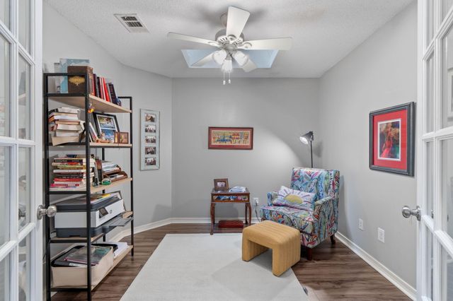 1942 Woodcrest Ridge 2, Fort Walton Beach, FL 32547