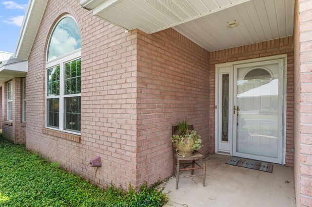 1942 Woodcrest Ridge 2, Fort Walton Beach, FL 32547