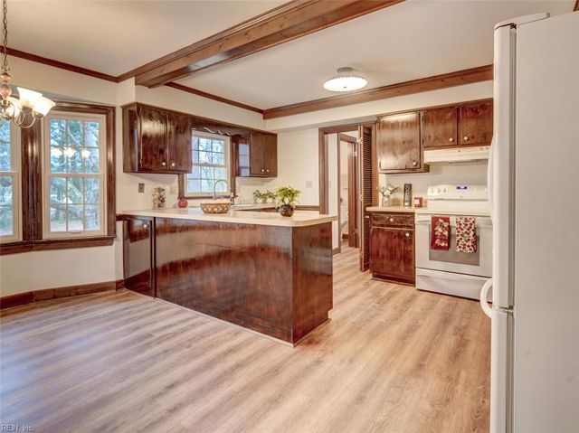 3809 Harding DR, Chesapeake, VA 23321