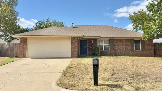 1821 Edinburg Drive, Yukon, OK 73099