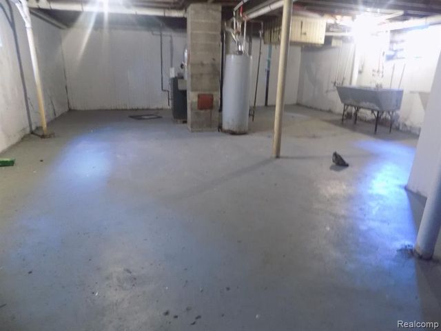 14137 Mansfield Street, Detroit, MI 48227