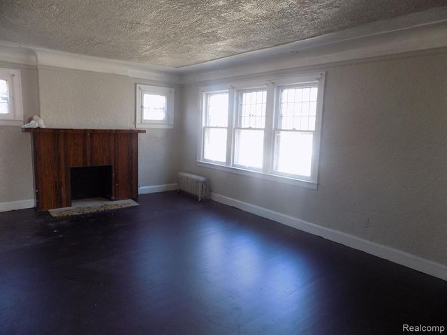 14137 Mansfield Street, Detroit, MI 48227