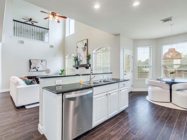 1301 Horseback HOLW, Austin, TX 78732