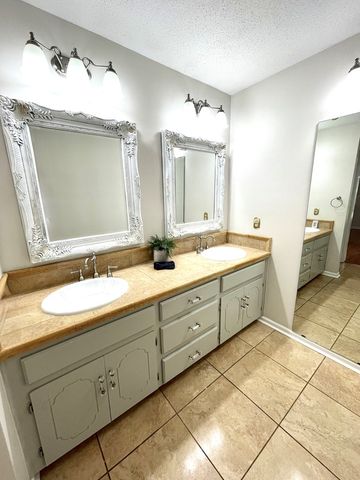 1603 Montcliff Drive, Dothan, AL 36303