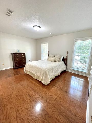 1603 Montcliff Drive, Dothan, AL 36303