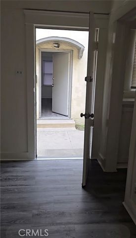 551 W 10th Street 3, Long Beach, CA 90813