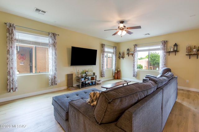 841 E Cottonwood Canyon Place, Sahuarita, AZ 85629