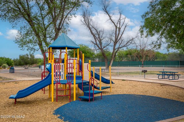 841 E Cottonwood Canyon Place, Sahuarita, AZ 85629