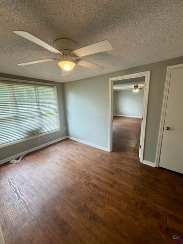 666 Woolfolk Street, Macon, GA 31217