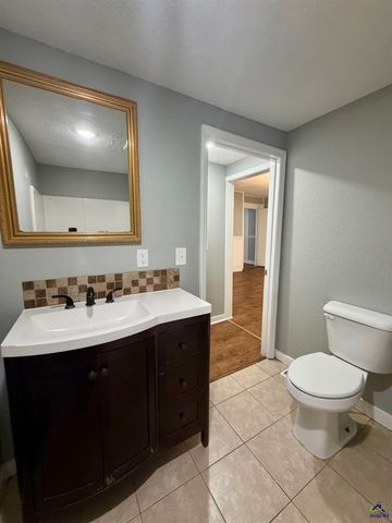 666 Woolfolk Street, Macon, GA 31217