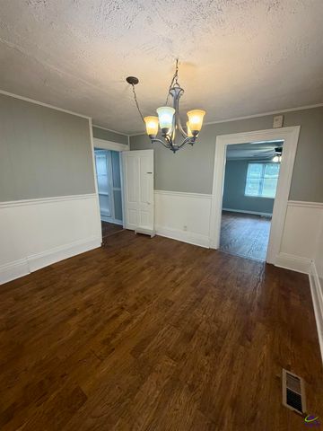 666 Woolfolk Street, Macon, GA 31217
