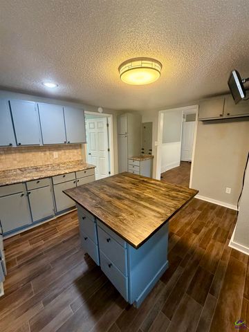 666 Woolfolk Street, Macon, GA 31217