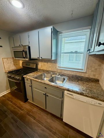 666 Woolfolk Street, Macon, GA 31217