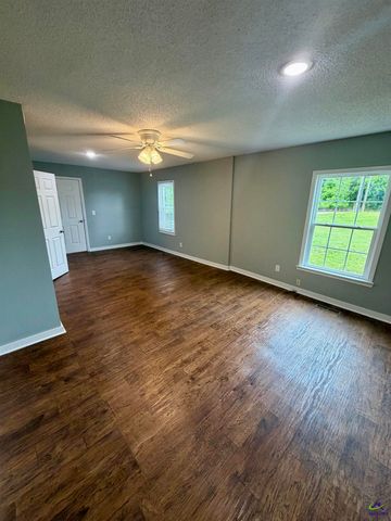 666 Woolfolk Street, Macon, GA 31217