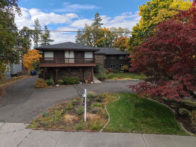 305 E 24th Ave, Spokane, WA 99203 property photo