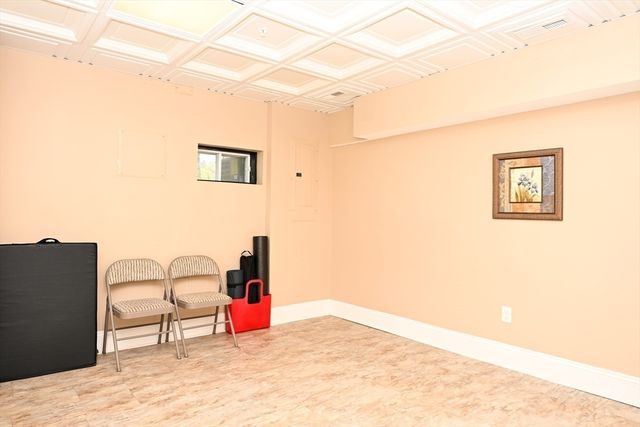 60 Harding St C, Medfield, MA 02052