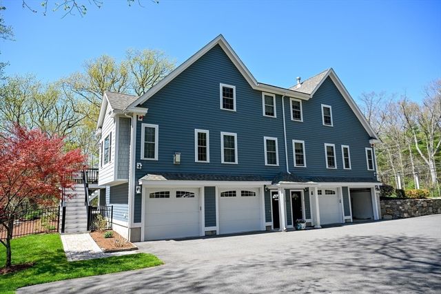 60 Harding St C, Medfield, MA 02052
