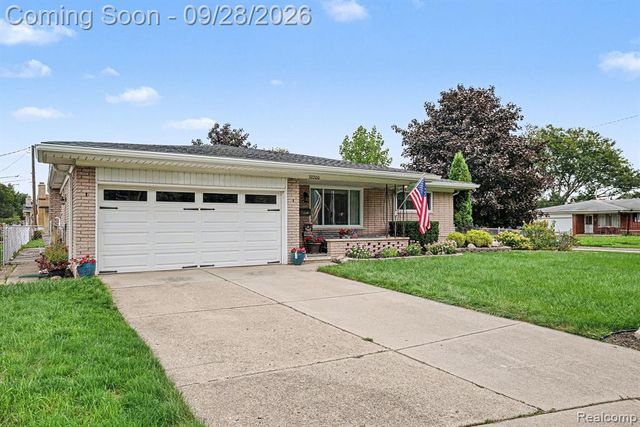 32200 Whitley Circle, Warren, MI 48088