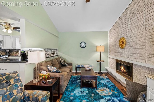 32200 Whitley Circle, Warren, MI 48088