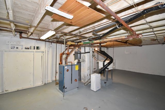 34 Castle Street,, Springfield, MA 01118