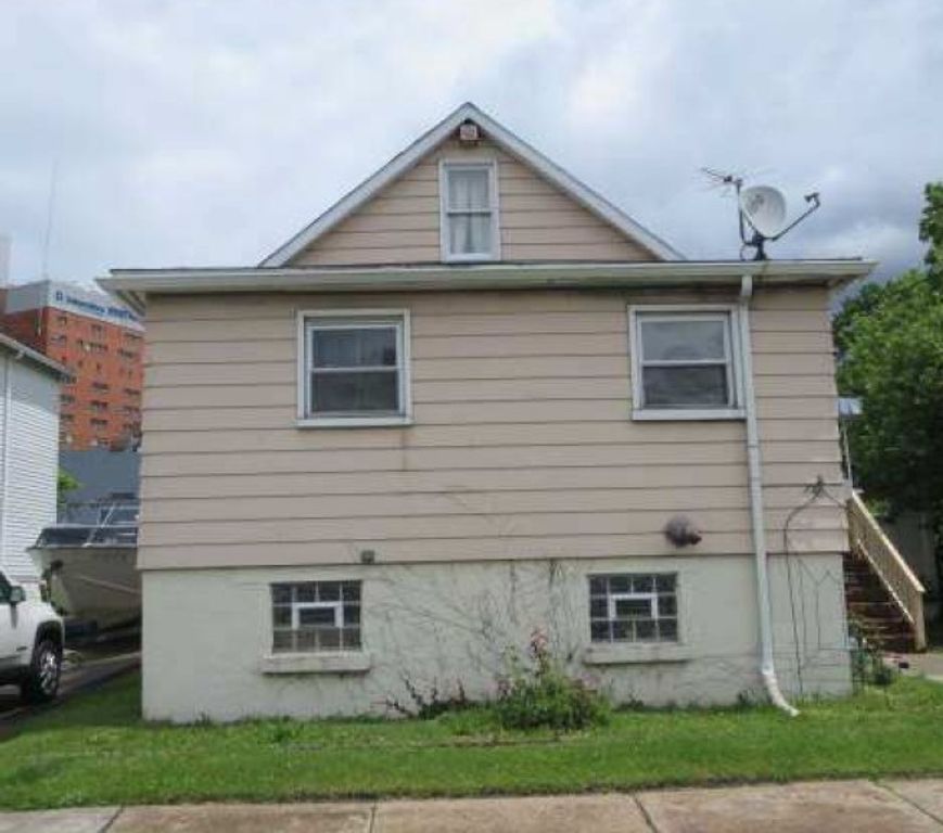 75 S Hamilton Ave, City Of Greensburg, PA 15601
