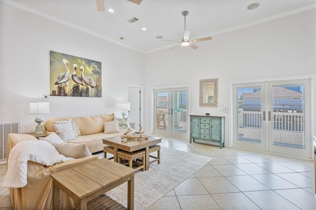 2639 Whitecap, Crystal Beach, TX 77650