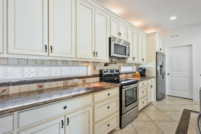 2639 Whitecap, Crystal Beach, TX 77650