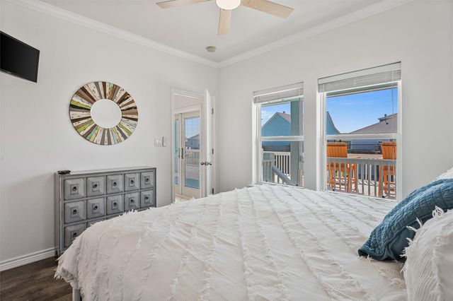 2639 Whitecap, Crystal Beach, TX 77650