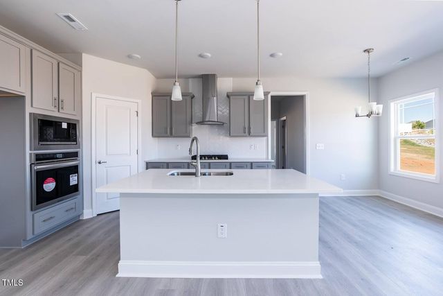 561 Ravensworth Drive 147, Garner, NC 27529