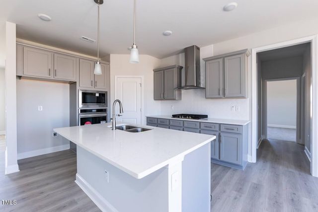 561 Ravensworth Drive 147, Garner, NC 27529