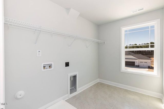 561 Ravensworth Drive 147, Garner, NC 27529