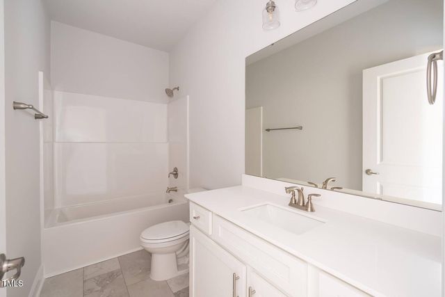 561 Ravensworth Drive 147, Garner, NC 27529