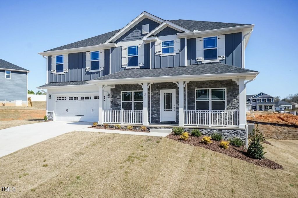 561 Ravensworth Drive 147, Garner, NC 27529