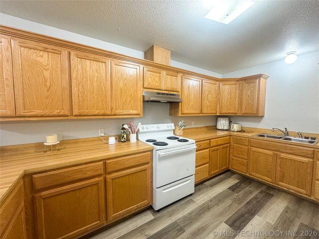 3746 Us Highway 177, Ardmore, OK 73401