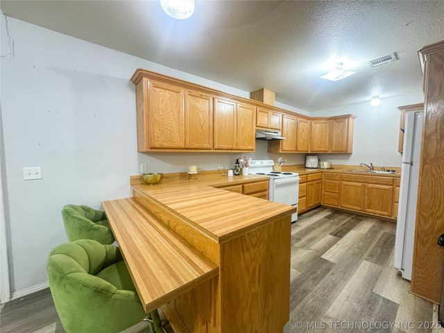 3746 Us Highway 177, Ardmore, OK 73401