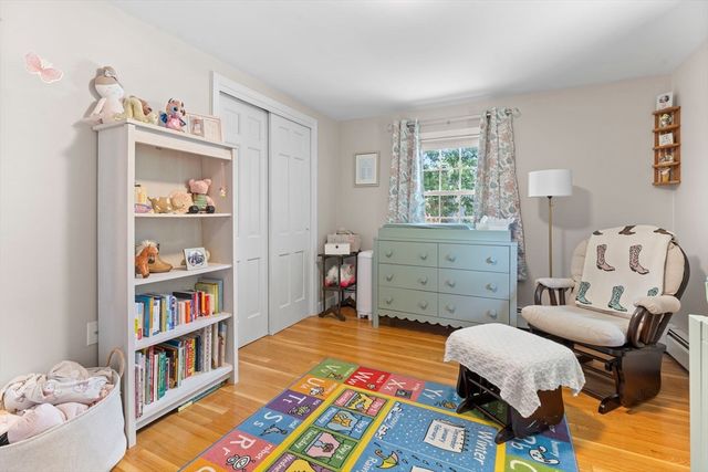 35 Oakmeadow Ln, Methuen, MA 01844
