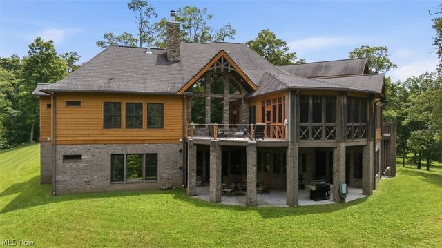 1340 Fish Hatchery Road, Elizabeth, WV 26143