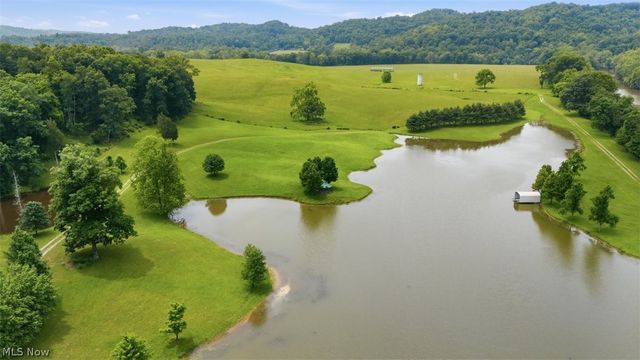 1340 Fish Hatchery Road, Elizabeth, WV 26143
