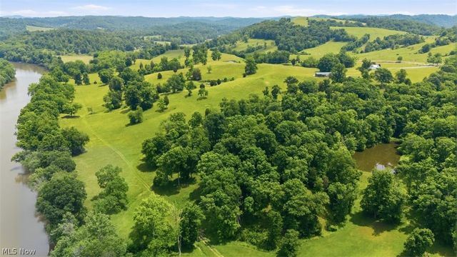 1340 Fish Hatchery Road, Elizabeth, WV 26143