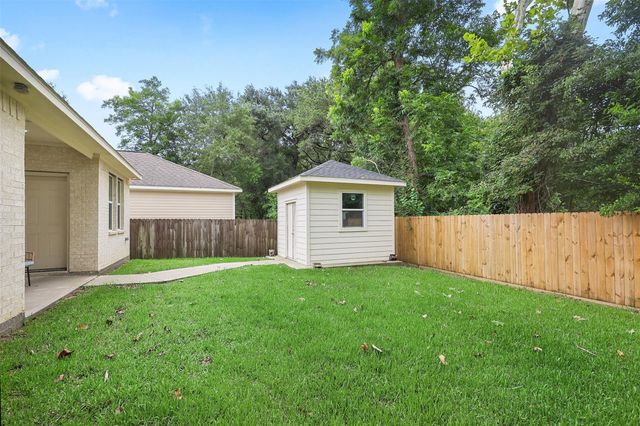 5921 Jackson Lane, Texas City, TX 77591