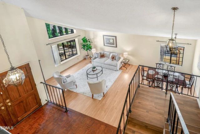 20150 Stagg Street, Winnetka, CA 91306