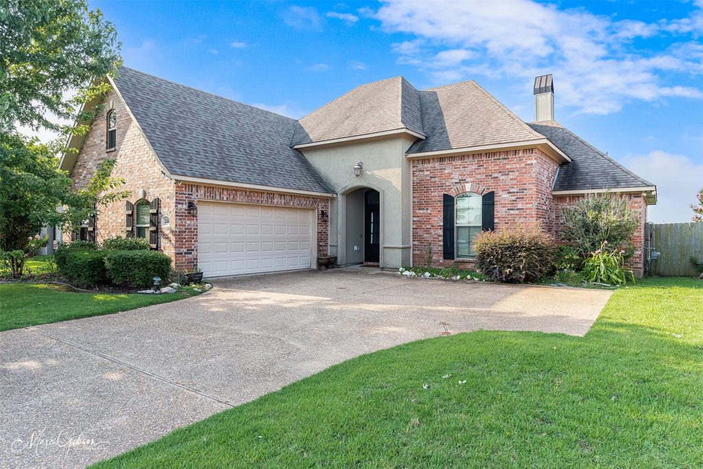 244 Gloucester Drive, Bossier City, LA 71111