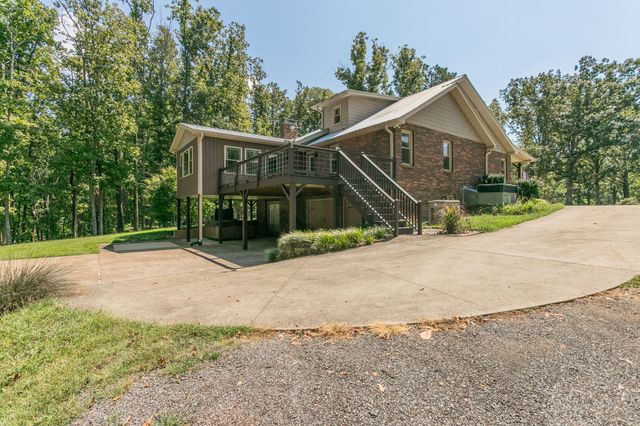 1981 Highway 100, Centerville, TN 37033