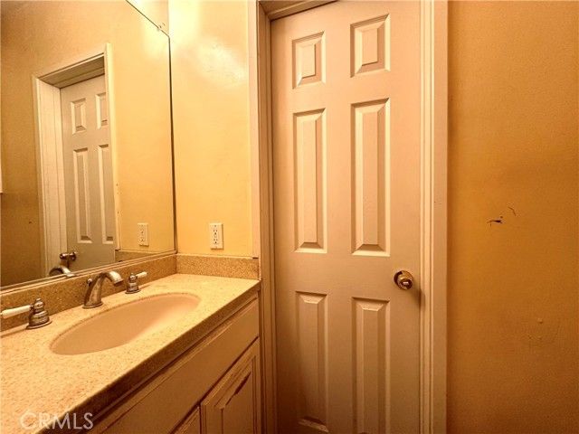 1823 Hillside Drive, Glendale, CA 91208