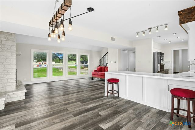 1562 Windmere, Canyon Lake, TX 78133