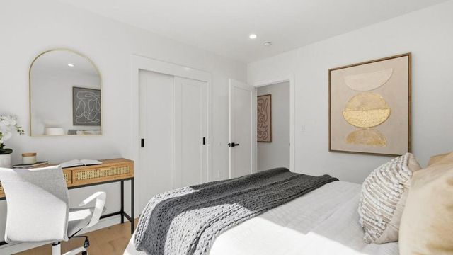 1425 California Drive, Burlingame, CA 94010