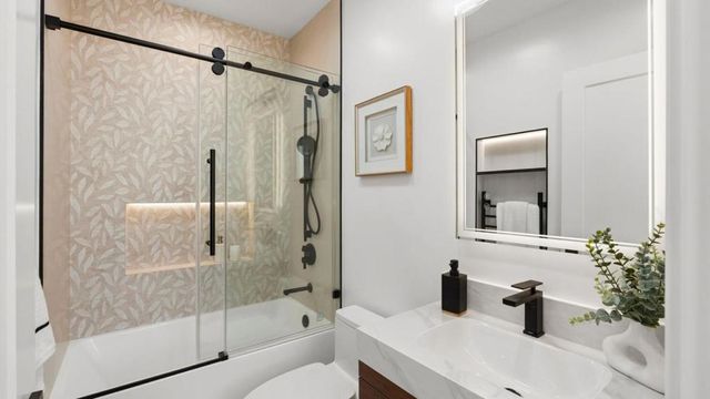1425 California Drive, Burlingame, CA 94010