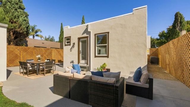 1425 California Drive, Burlingame, CA 94010