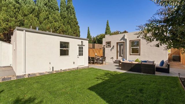 1425 California Drive, Burlingame, CA 94010